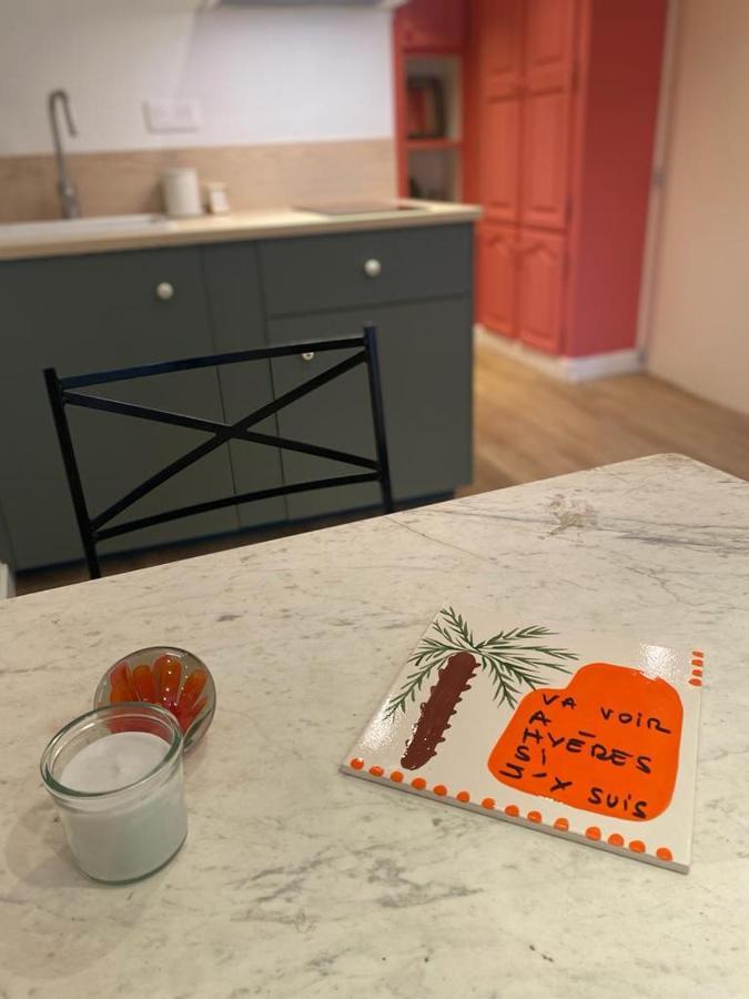 3 Studios Hyeres - Centre Ville Rue Pietonne - Manon 外观 照片